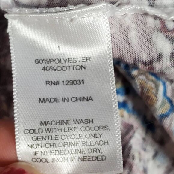 Maurices Women’s Multicolor Boho Paisley Short Sleeve Tunic Top Size 1X - Picture 6 of 7